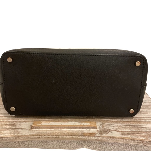 Authentic Kate Spade Black Chevron Ric Rac Handbag Purse - Picture 3 of 6